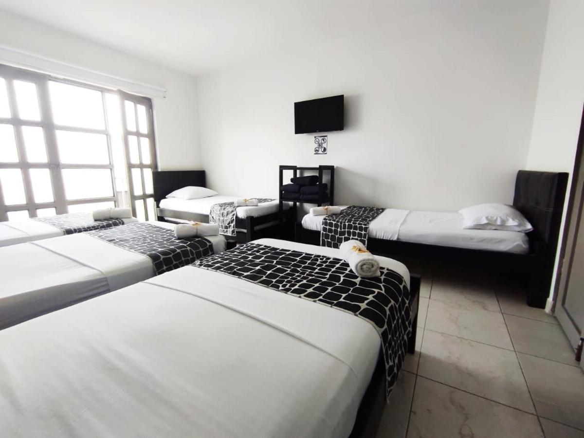 Hotel Fermin Santa Rosa de Cabal Exteriör bild